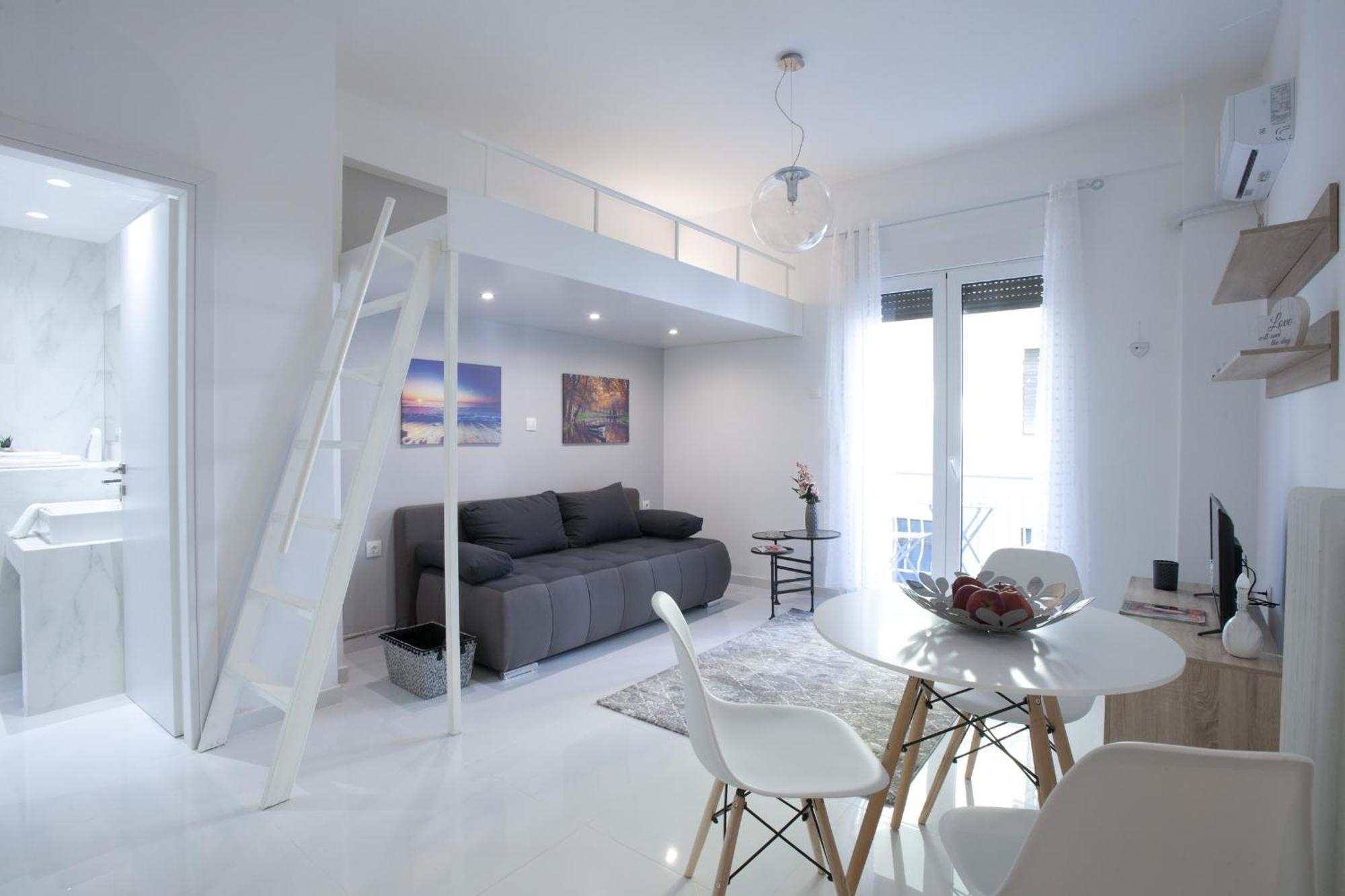 Victoria Sq., A Cozy And Stylish Apartment Athena Bagian luar foto
