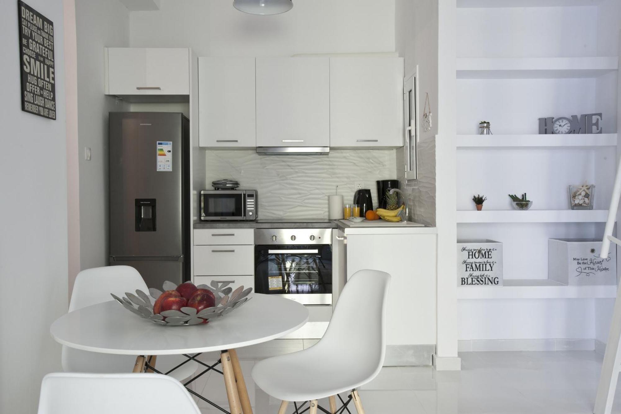 Victoria Sq., A Cozy And Stylish Apartment Athena Bagian luar foto